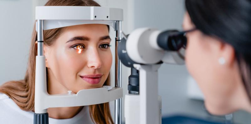 What can you expect from our comprehensive eye exams? 1 Eye-Examine